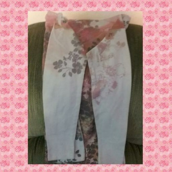 Awesome Looking Top - Picture 4 of 4